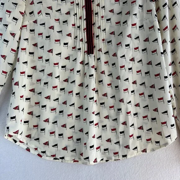 Talbots Shirt Womens Size 6 Petite Small Cream Nautical Coastal Blouse Travel - Picture 5 of 13